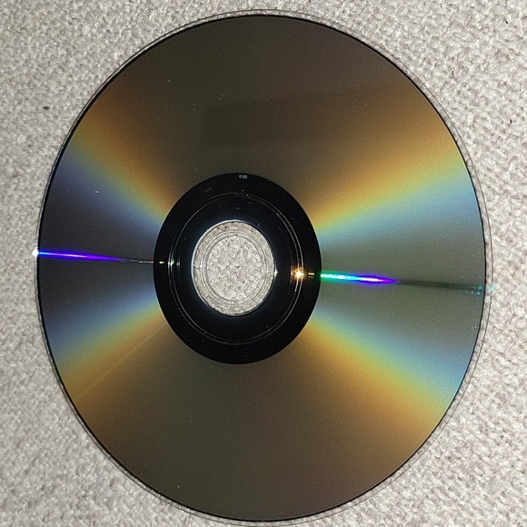 DVD: Fringe - Complete First Season - Picture 14 of 16